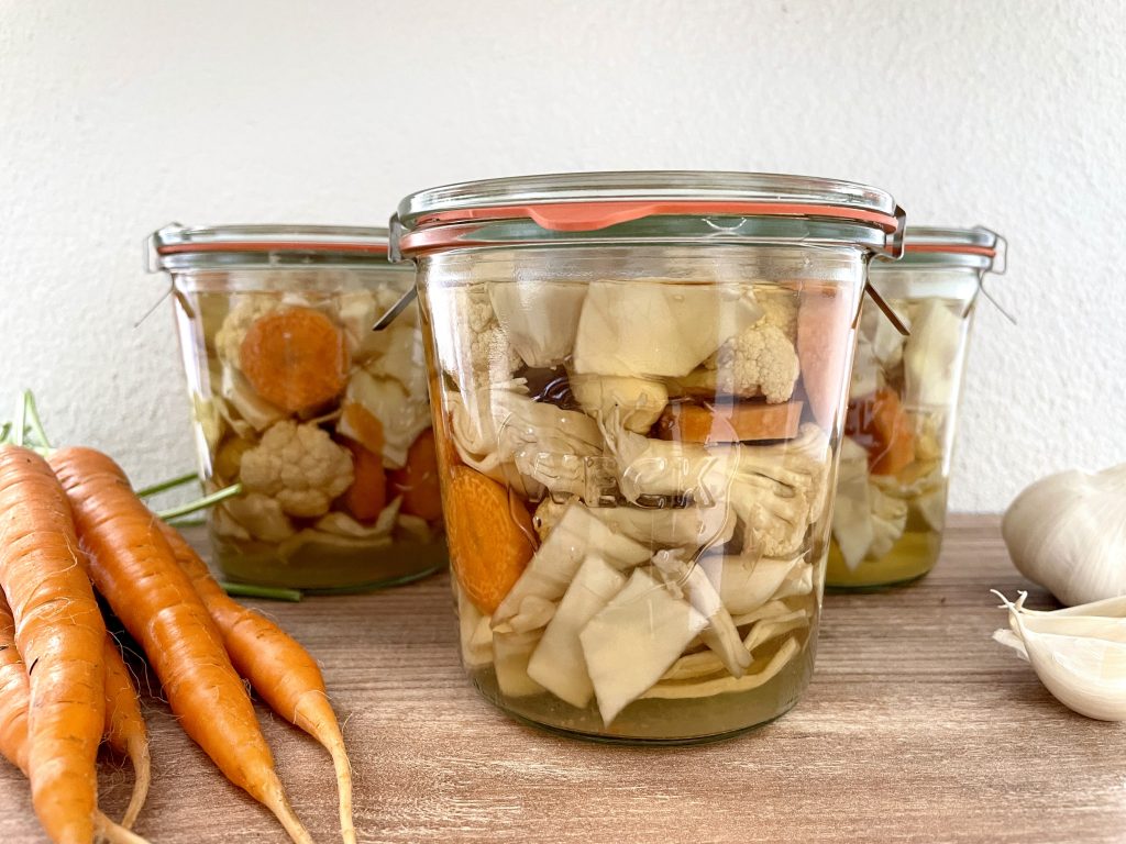 Eingelegtes Gemüse - Lebanese Cooking Days Eingelegtes Gemüse - Lebanese Cooking Days