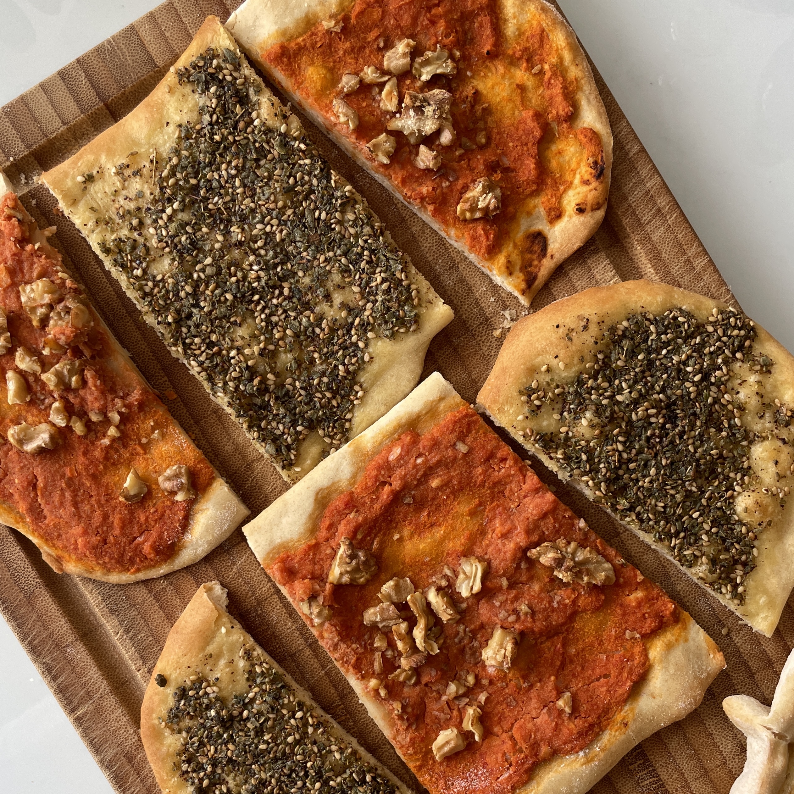 Manakich zaatar